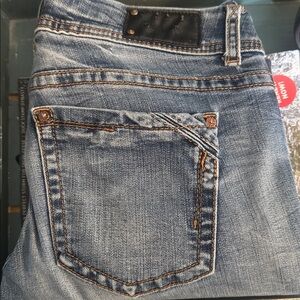 Buckle Women's Straight Leg Blue Jeans